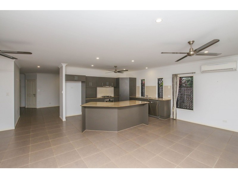 110 McFarlane Drive, Kanimbla QLD 4870