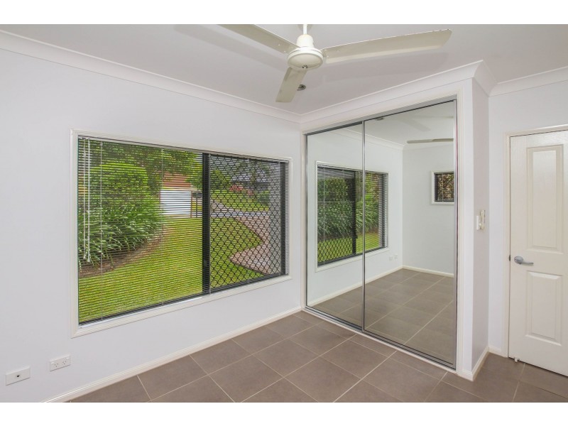 110 McFarlane Drive, Kanimbla QLD 4870