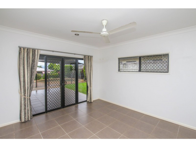 110 McFarlane Drive, Kanimbla QLD 4870