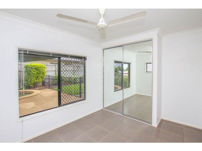 110 McFarlane Drive, Kanimbla QLD 4870