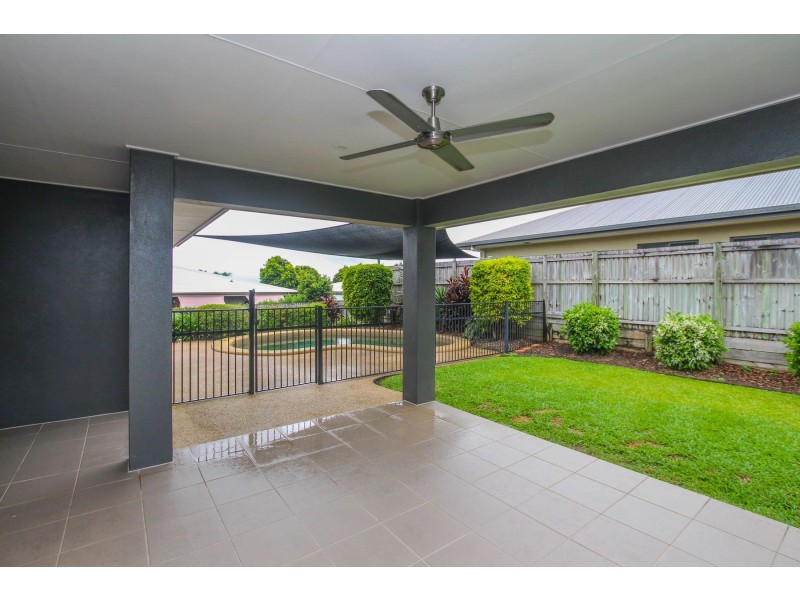 110 McFarlane Drive, Kanimbla QLD 4870