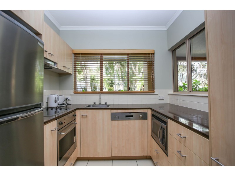 815/49-63 Williams Esplanade, Palm Cove QLD 4879
