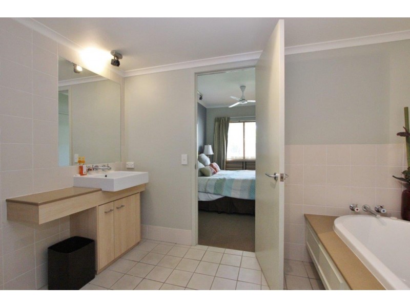 815/49-63 Williams Esplanade, Palm Cove QLD 4879