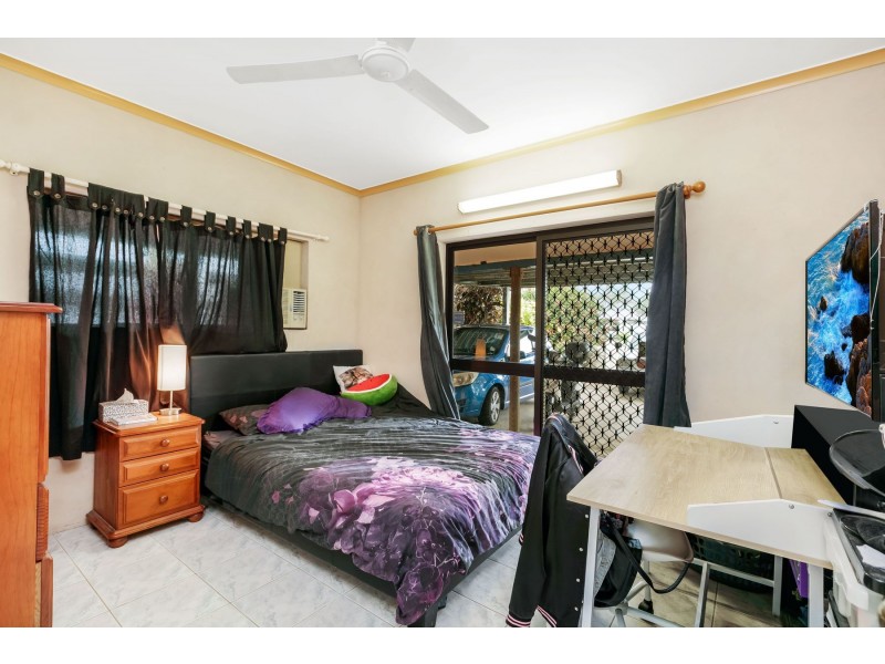 11 Alberta Drive, Woree QLD 4868