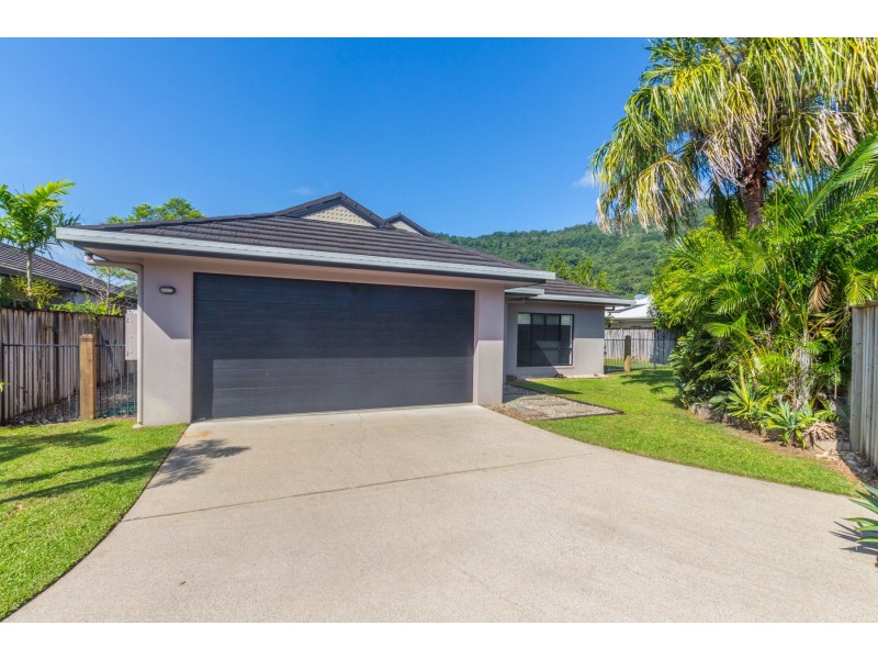 13 Bushlark Place, Smithfield QLD 4878