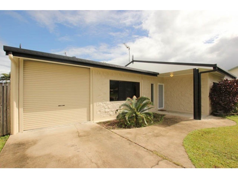 17 Ferngully Street, White Rock QLD 4868