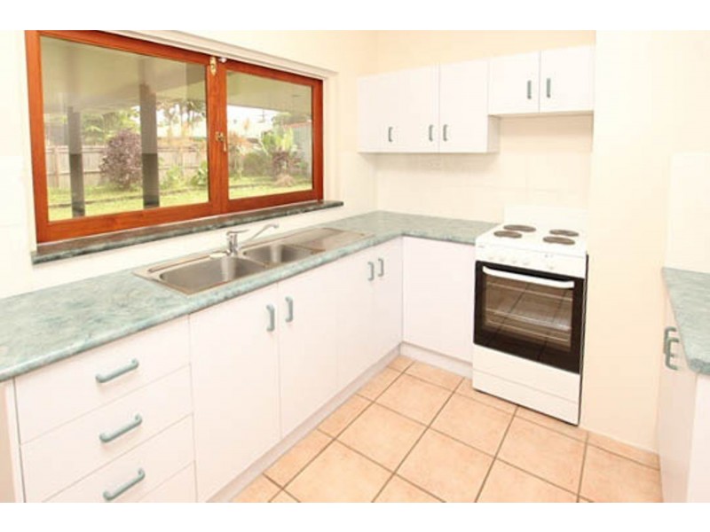 17 Ferngully Street, White Rock QLD 4868