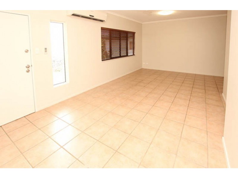 17 Ferngully Street, White Rock QLD 4868