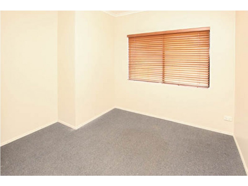 17 Ferngully Street, White Rock QLD 4868