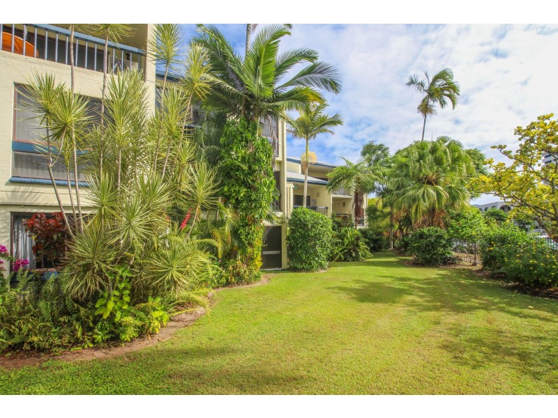 10/161-163 Esplanade, Cairns North QLD 4870