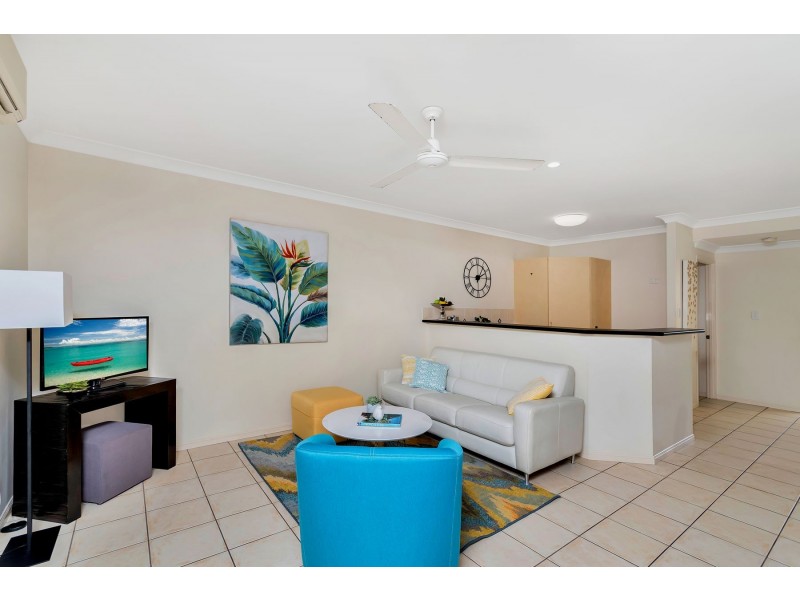 8/11-19 Stratford Parade, Stratford QLD 4870