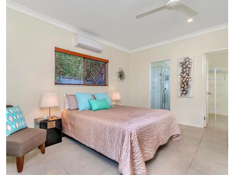 5 Fantan Close, Redlynch QLD 4870