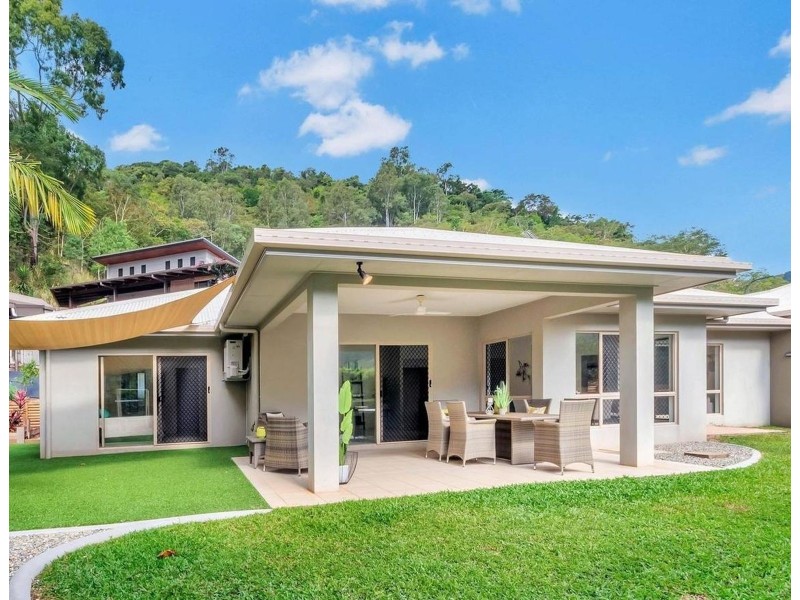 5 Fantan Close, Redlynch QLD 4870