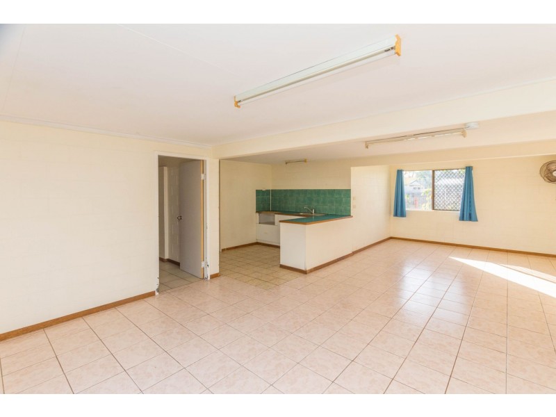 28 Mahogany Street, Manoora QLD 4870