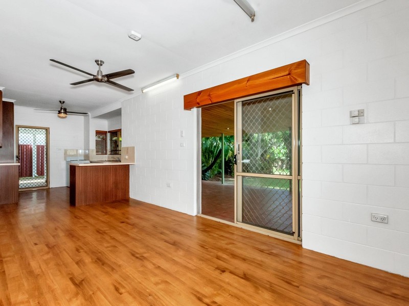 20 Ramsey Drive, Kanimbla QLD 4870