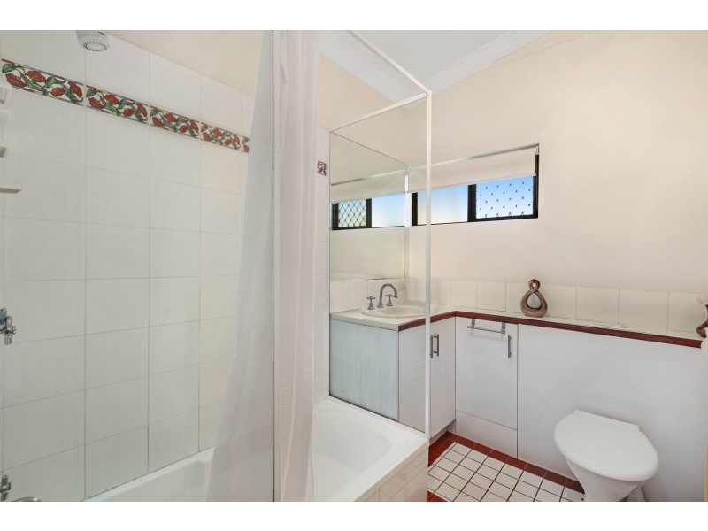 6/9-11 Margaret Street, Redlynch QLD 4870