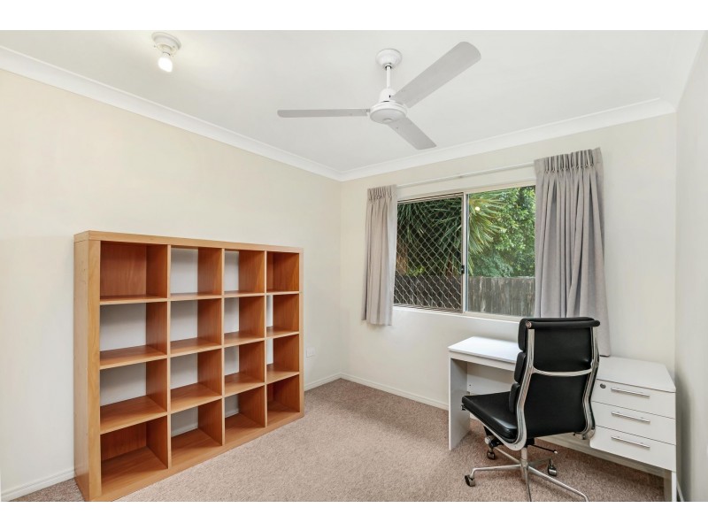 12 Silky Oak Court, Mooroobool QLD 4870