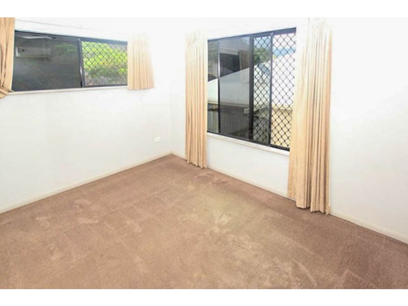20 Five Span Close, Brinsmead QLD 4870