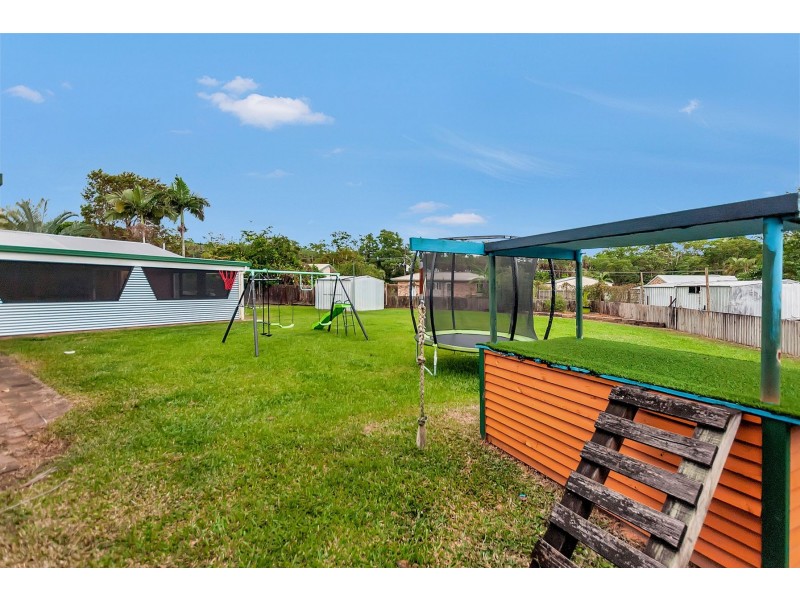 4 Marvin Close, White Rock QLD 4868