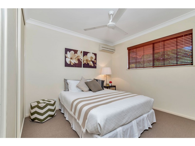 8/11-19 Stratford Parade, Stratford QLD 4870
