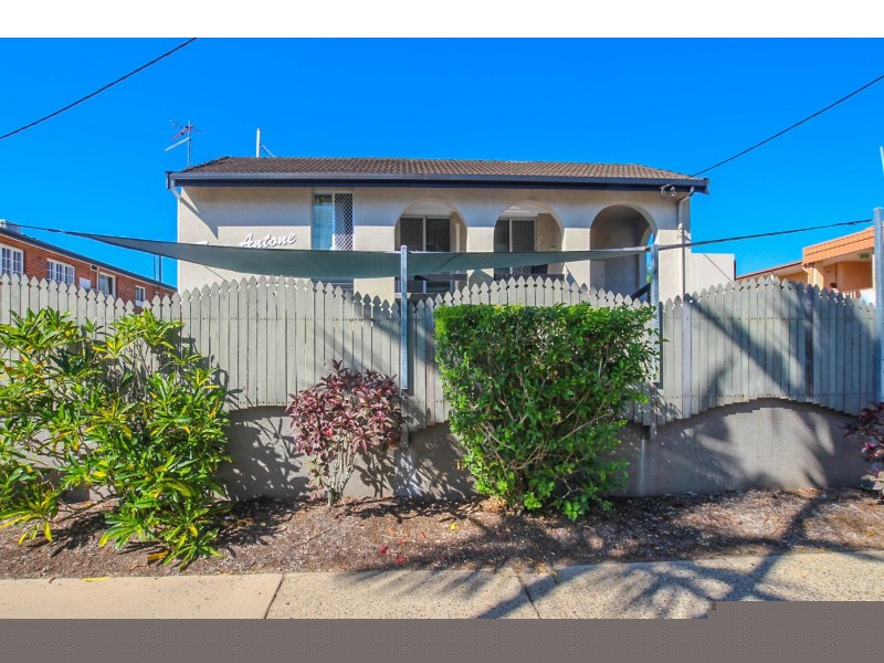 4/211 Lake Street, Cairns City QLD 4870