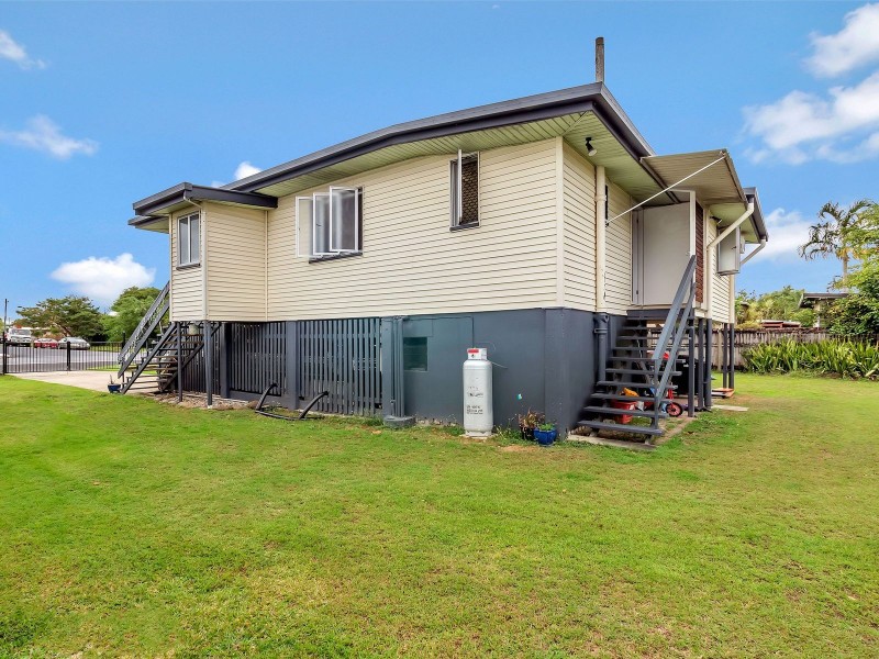 107 English Street, Manunda QLD 4870