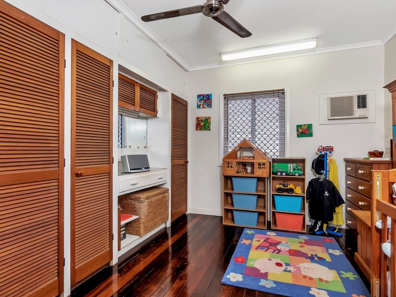 107 English Street, Manunda QLD 4870