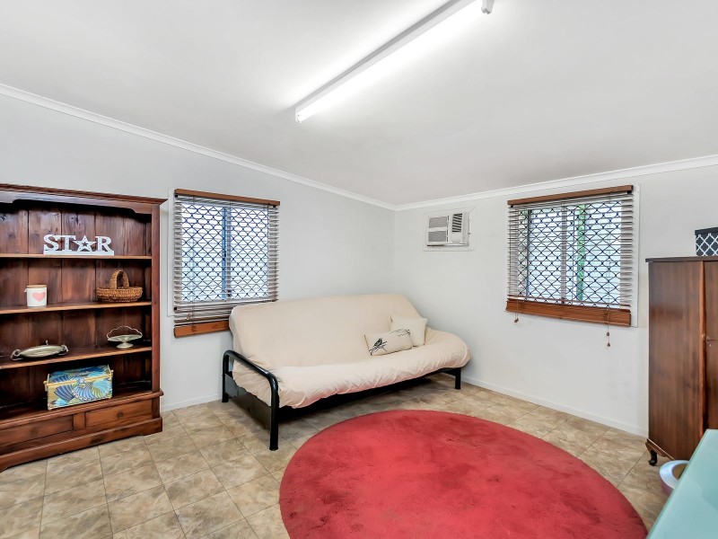 107 English Street, Manunda QLD 4870