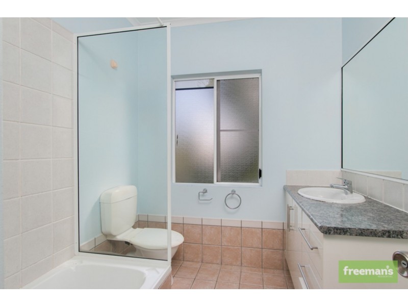 23/34-40 Lily Street, Cairns North QLD 4870
