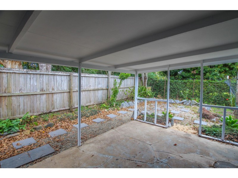 2/60 Dalton Street, Westcourt QLD 4870