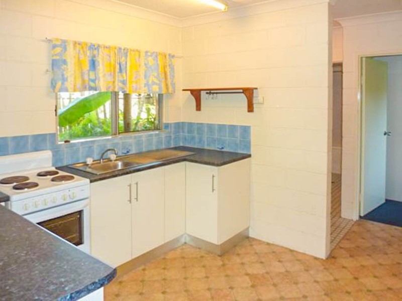 9/98 Pease Street, Manoora QLD 4870