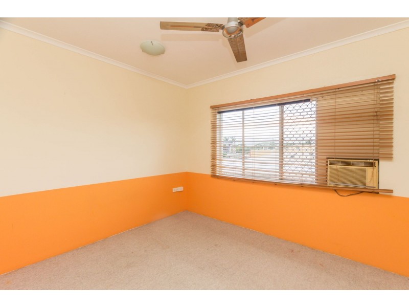8/11 Brown Street, Woree QLD 4868