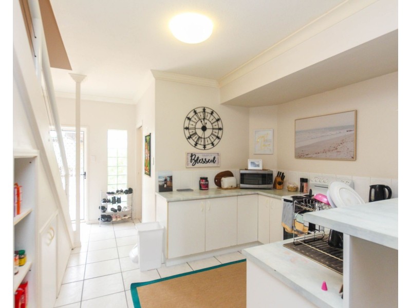 4/45 Rutherford Street, Yorkeys Knob QLD 4878