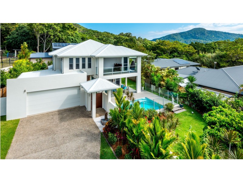 89 Daphne Drive, Redlynch QLD 4870