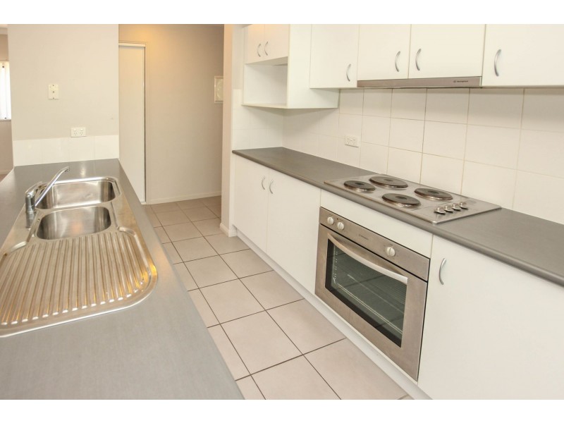 5/4-6 Olive Street, Manoora QLD 4870