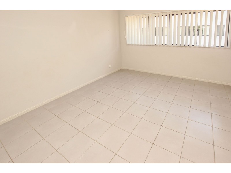 5/4-6 Olive Street, Manoora QLD 4870