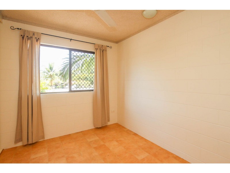 13/215 McLeod Street, Cairns North QLD 4870