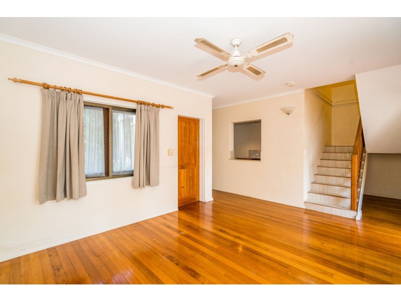 3/76 Cedar Road, Palm Cove QLD 4879