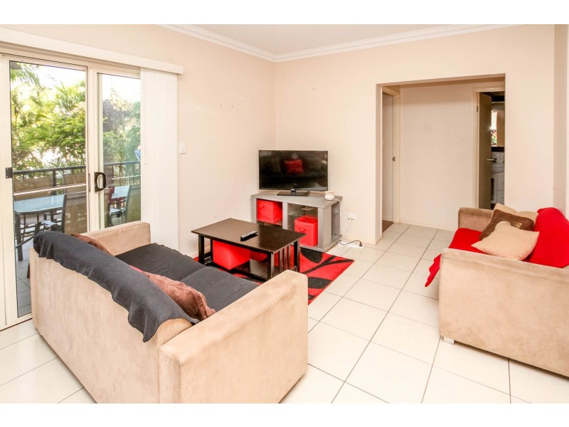 202/4 Grantala Street, Manoora QLD 4870