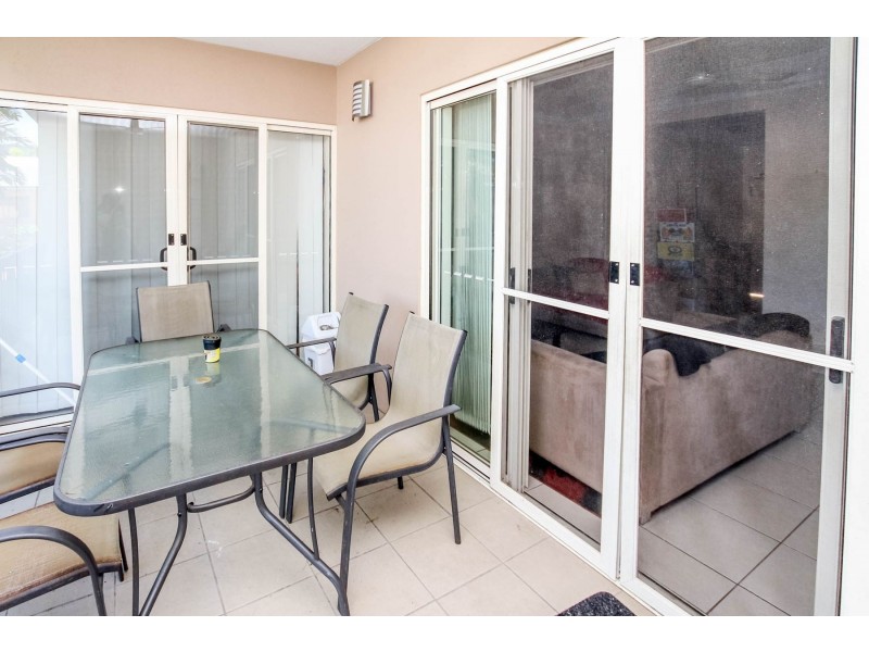 202/4 Grantala Street, Manoora QLD 4870