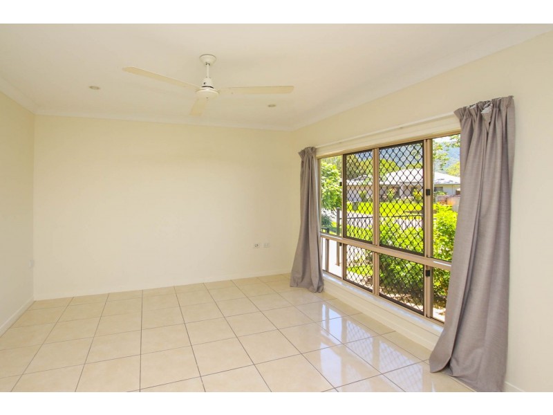 15 Capricorn Street, Bentley Park QLD 4869