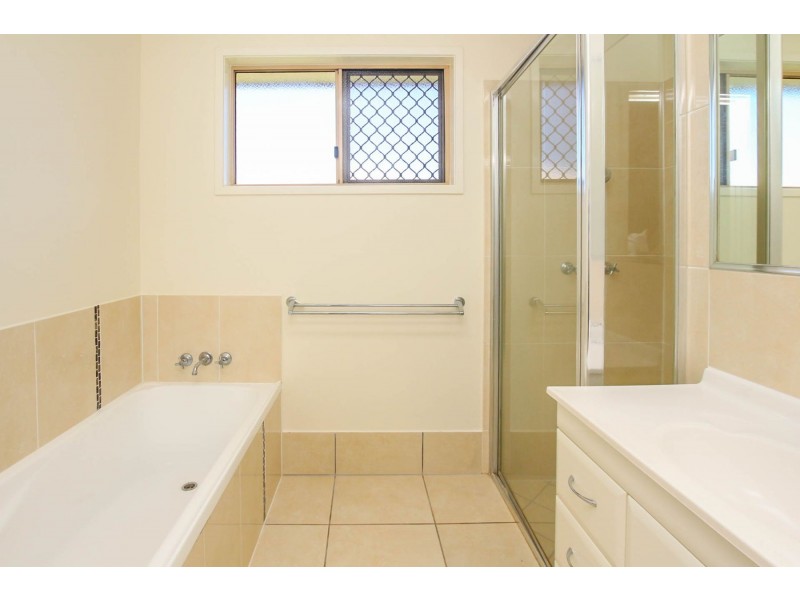 15 Capricorn Street, Bentley Park QLD 4869