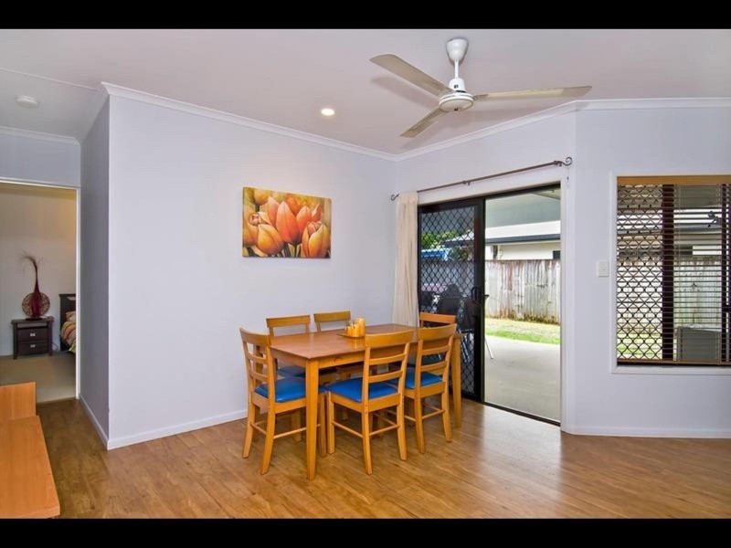 6 Jak Gee Street, Redlynch QLD 4870