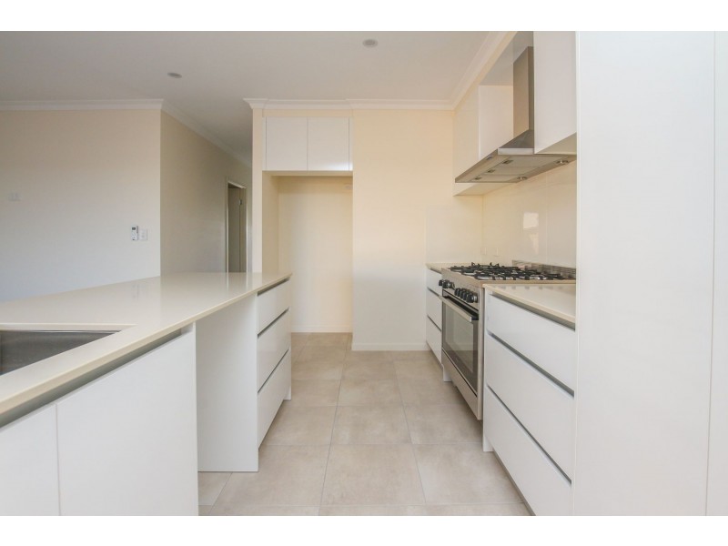 18 Shipmate Drive, Trinity Beach QLD 4879