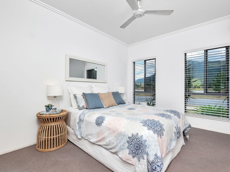 44 Aroona Street, Caravonica QLD 4878