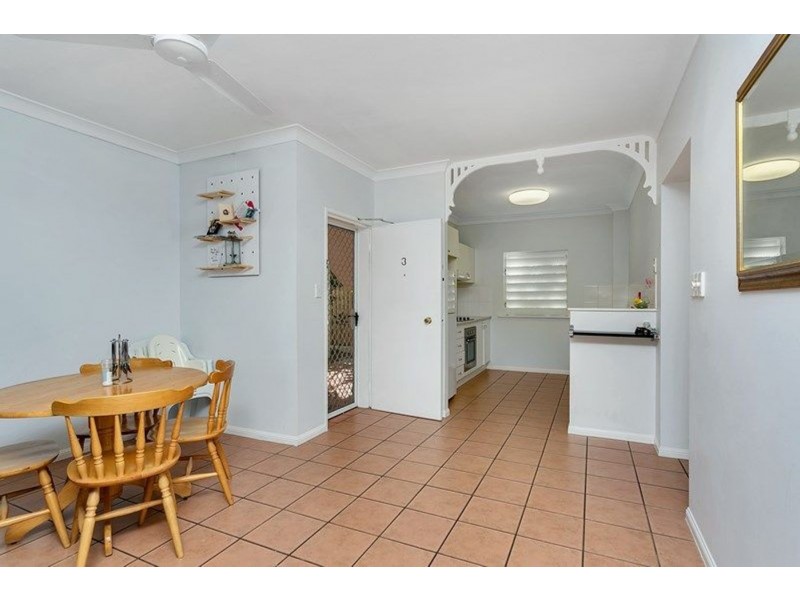 3/8 Clare Street, Parramatta Park QLD 4870