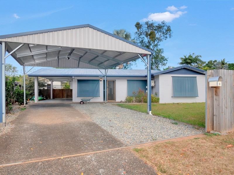 8 Impey Street, Caravonica QLD 4878