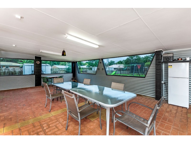 4 Marvin Close, White Rock QLD 4868