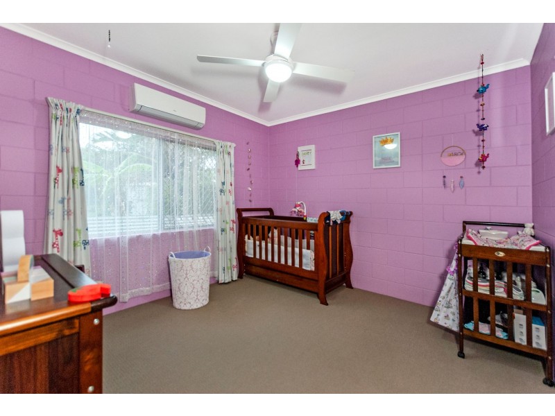 4 Marvin Close, White Rock QLD 4868