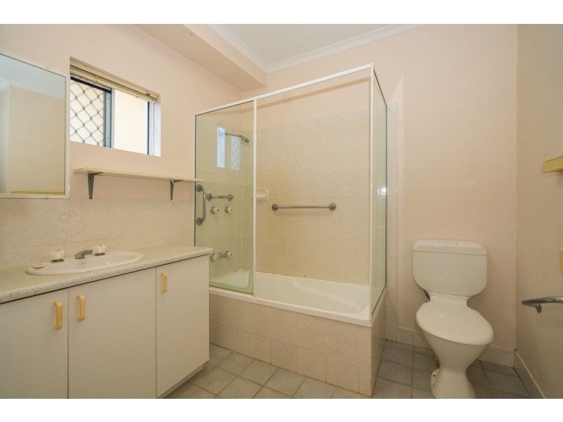 1/7 Grantala Street, Manoora QLD 4870